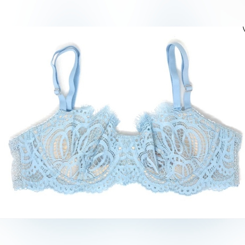 Victoria's Secret push up without padding lace bra 34c